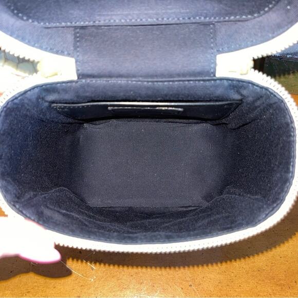 LIKE NEW Saint Laurent 80s Vanity YSL Crossbody Bag in Quilted Grained Leather - Picture 11 of 14